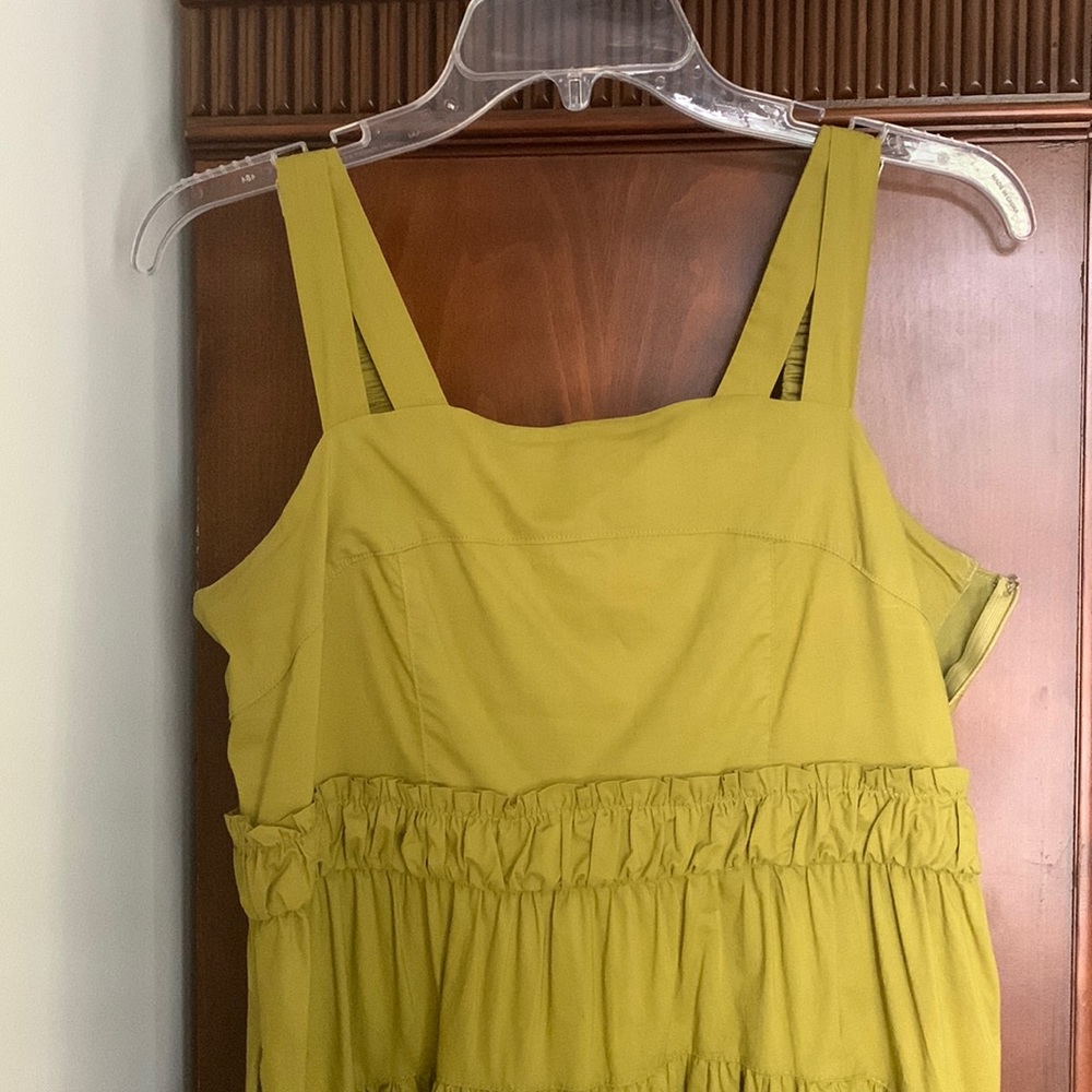 Pinch Medium Women’s Tiered Ruffle Dress